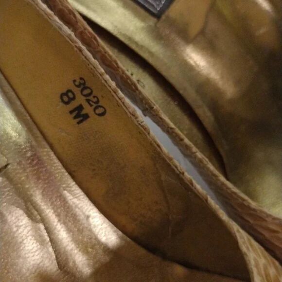 Vintage J Renee Champagne Snakeskin Floral Flower Rosette Pumps 8M Heels! - Picture 3 of 16